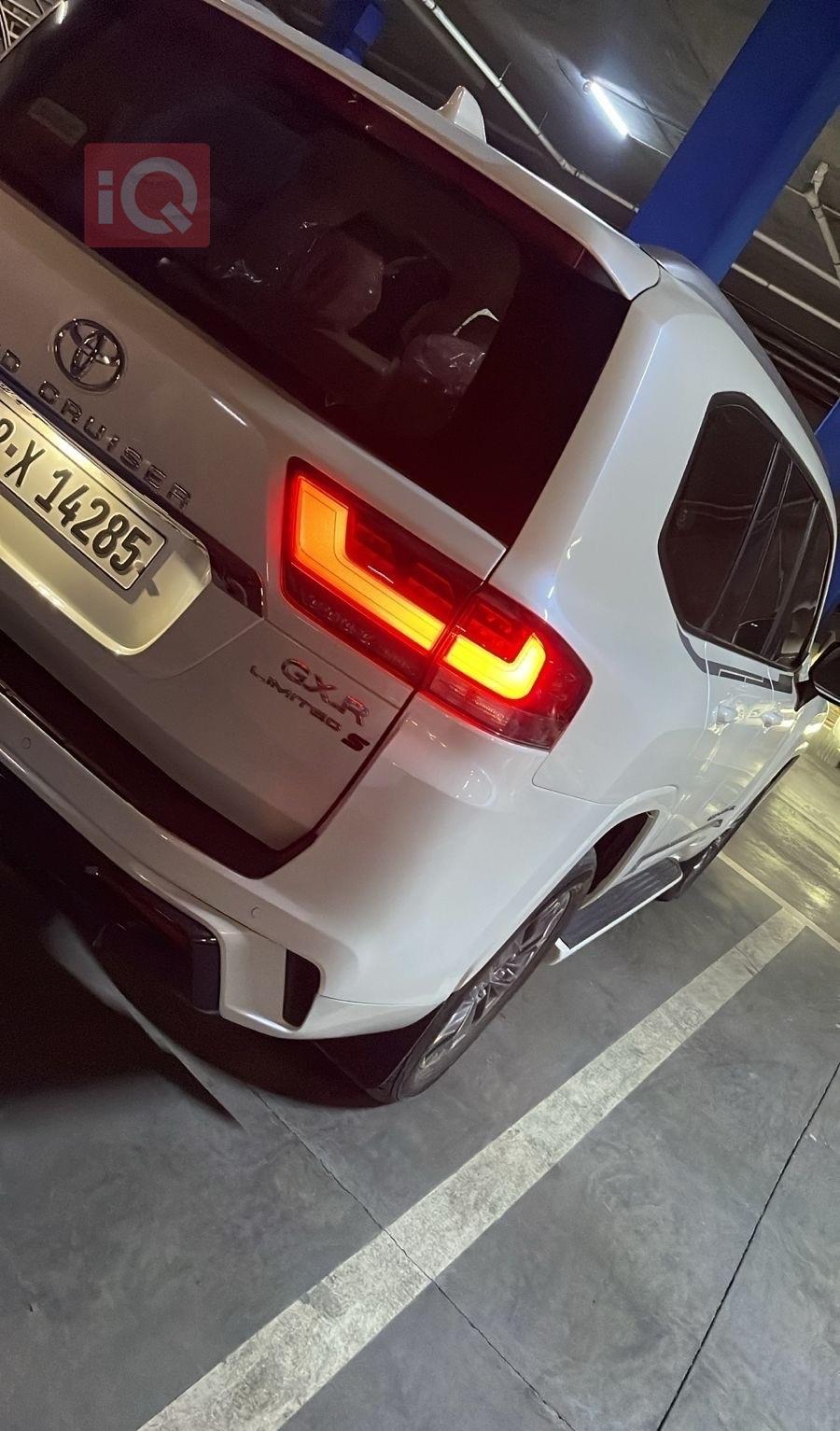 تويوتا لاندكروزر